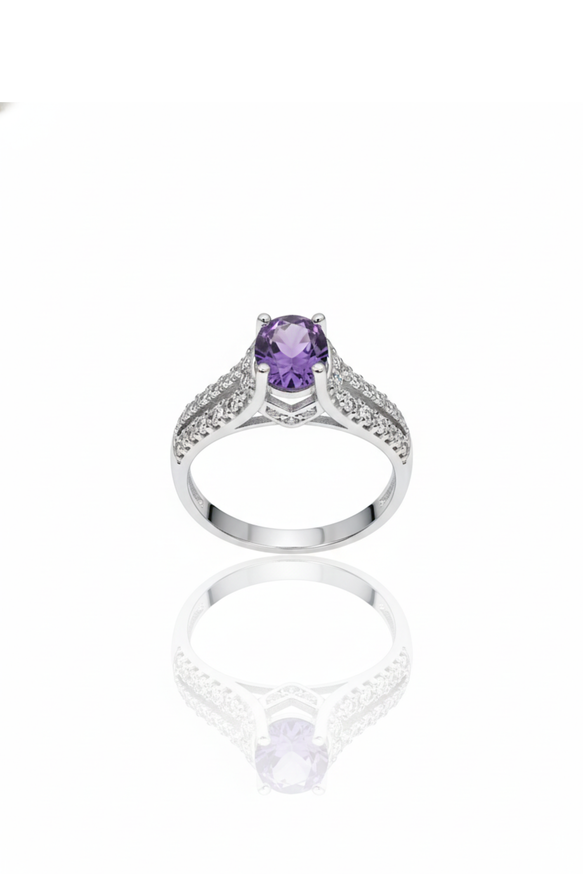 Anillo Zirconias Morado